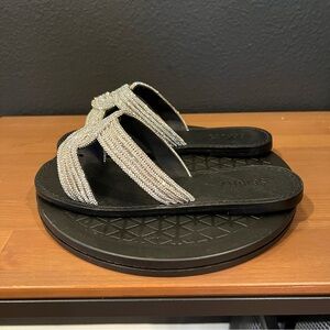 Schutz Women’s Black Diamond Alivia Open Toe Slip On Thong Flip Flop Sandals 6 B